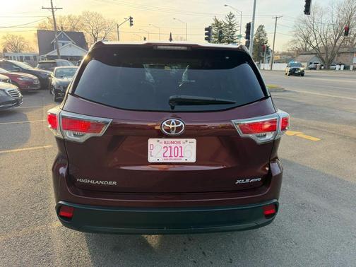 Ooh La La Rouge Mica 2015 Toyota Highlander XLE