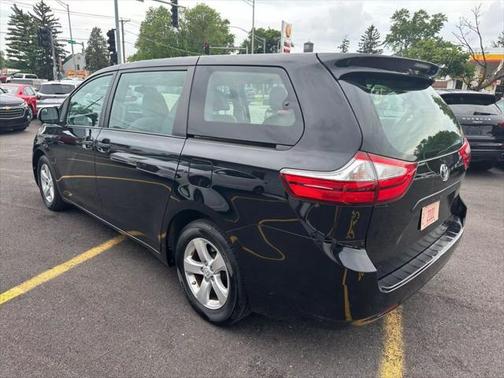 2015 Toyota Sienna L