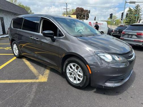 2017 Chrysler Pacifica Touring