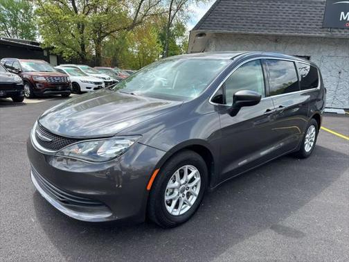 2017 Chrysler Pacifica Touring