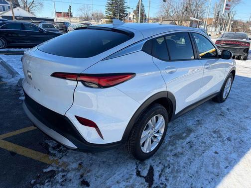 2025 Buick Envista Preferred FWD