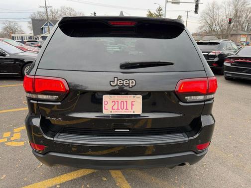 2017 Jeep Cherokee Sport