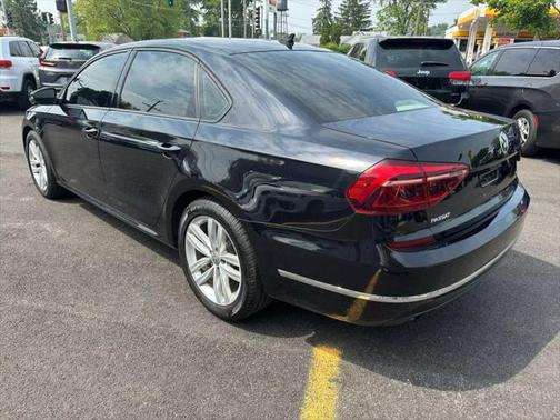 2019 Volkswagen Passat 2.0T Wolfsburg Edition