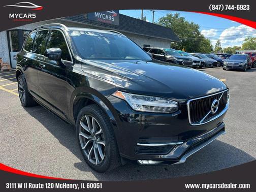 2016 Volvo XC90 T6 Momentum