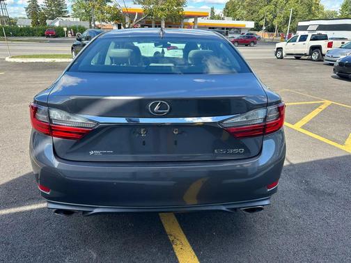 2016 Lexus ES 350 Base