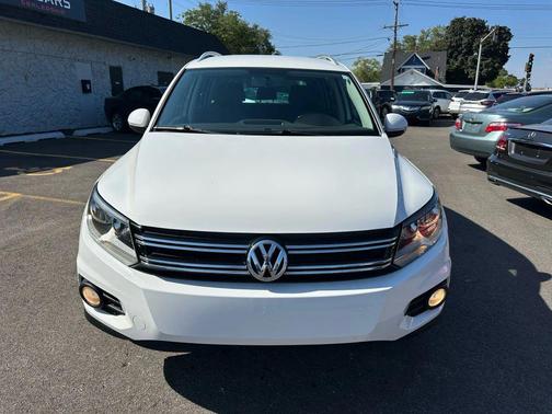 2012 Volkswagen Tiguan SE