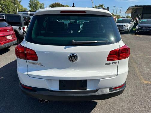 2012 Volkswagen Tiguan SE