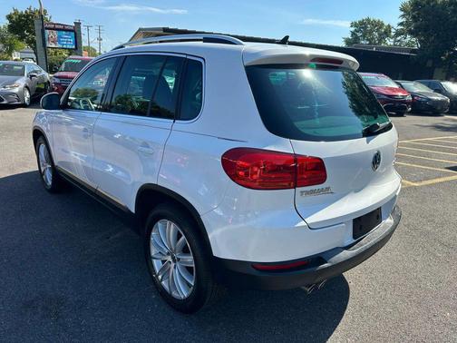 2012 Volkswagen Tiguan SE