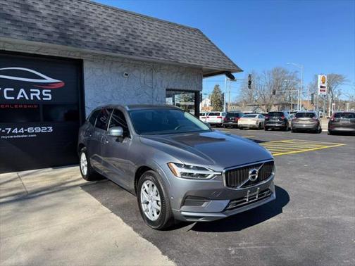 2019 Volvo XC60 T5 Momentum