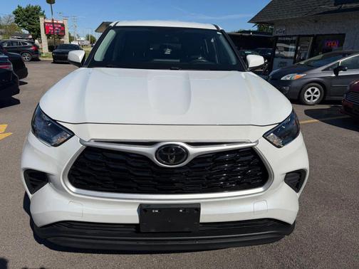 Wind Chill Pearl 2022 Toyota Highlander L