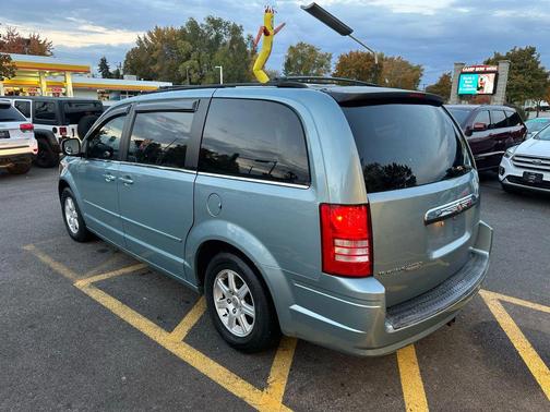 2008 Chrysler Town & Country Touring