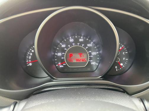 Clear White 2018 Kia Soul +