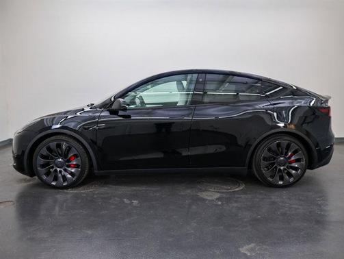 Solid Black 2023 Tesla Model Y Performance Dual Motor All-Wheel Drive