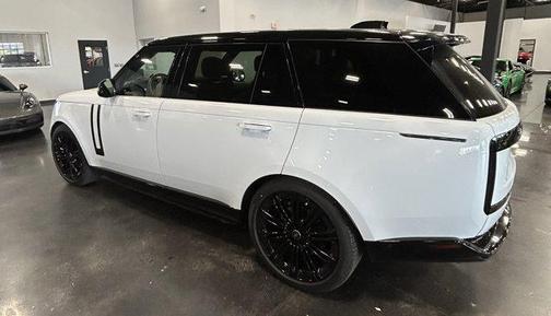 2025 Land Rover Range Rover P400 SE 7 Seat