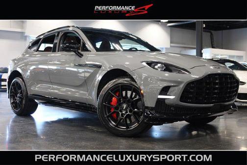 2023 Aston Martin DBX 707