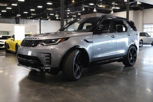 Santorini Black Metallic 2023 Land Rover Discovery P360 S R-Dynamic