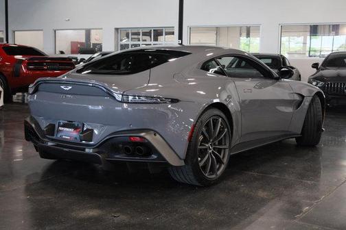 2020 Aston Martin Vantage Base