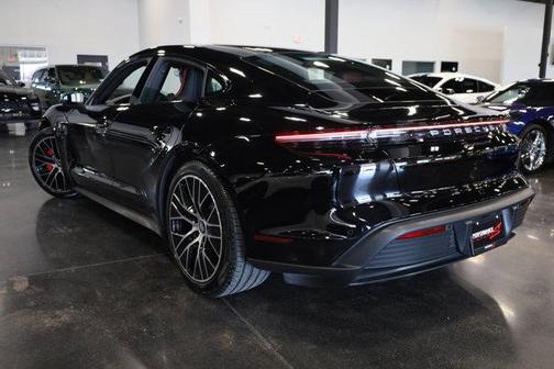 2022 Porsche Taycan 4S