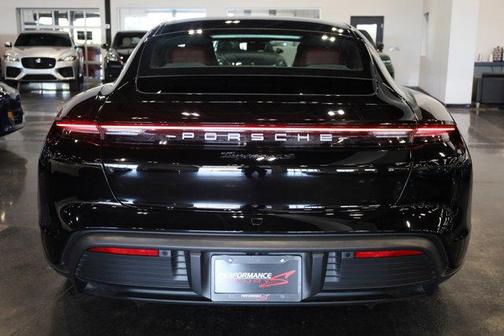 2022 Porsche Taycan 4S