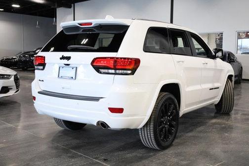 2021 Jeep Grand Cherokee Laredo
