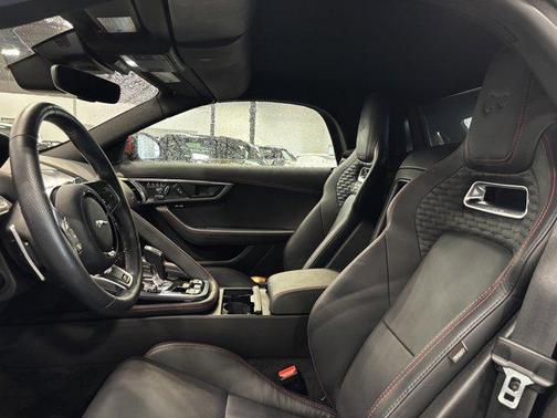 2022 Jaguar F-TYPE R RWD Automatic