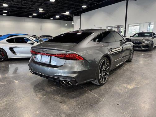 Daytona Gray Pearl Effect 2022 Audi S7 Premium Plus TFSI quattro Tiptronic