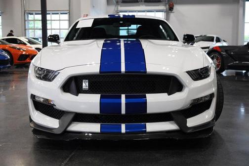 2017 Ford Shelby GT350 Base