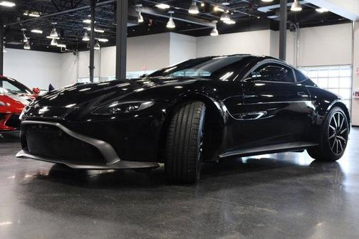 2020 Aston Martin Vantage Base