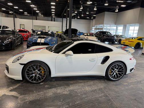 2015 Porsche 911 Turbo S