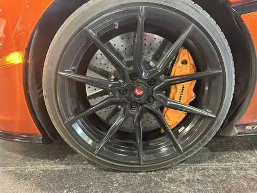 2019 McLaren 570S Base