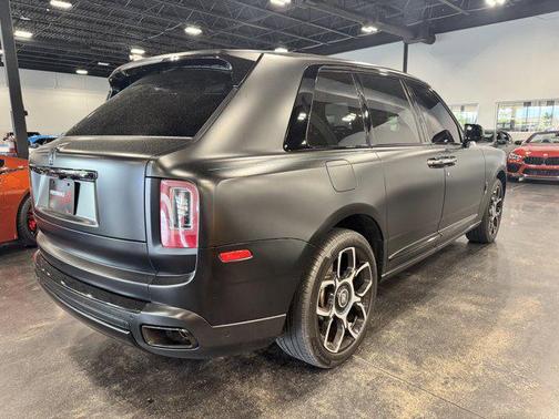 2022 Rolls-Royce Cullinan Black Badge