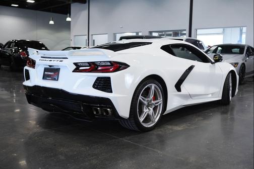 Arctic White 2023 Chevrolet Corvette Stingray w/2LT