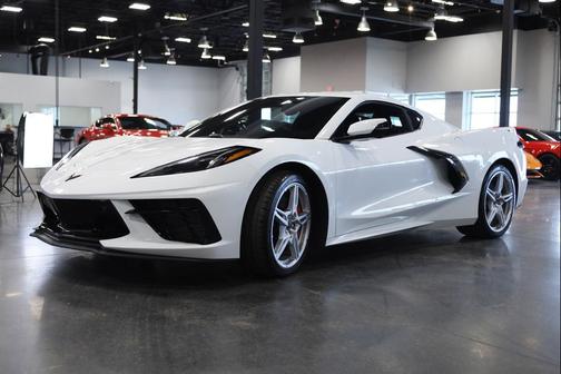 Arctic White 2023 Chevrolet Corvette Stingray w/2LT