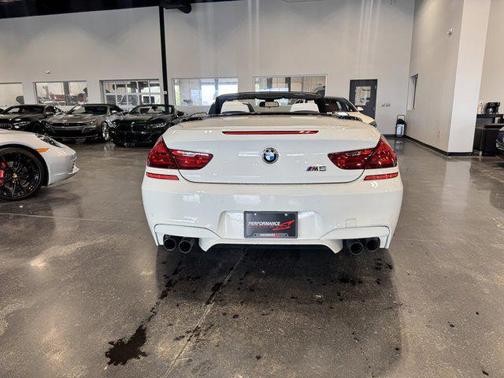 Alpine White 2015 BMW M6 Base