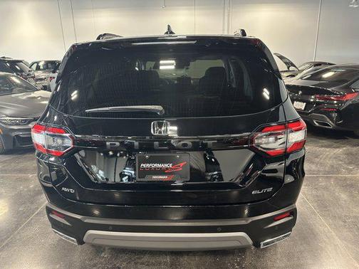 2025 Honda Pilot Elite