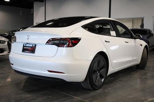 2023 Tesla Model 3 Standard Range