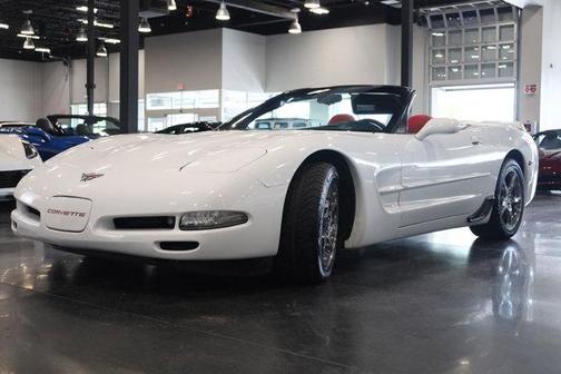 2000 Chevrolet Corvette Base