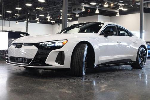 2023 Audi RS e-tron GT quattro