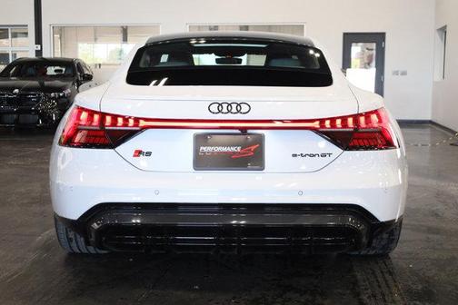 2023 Audi RS e-tron GT quattro
