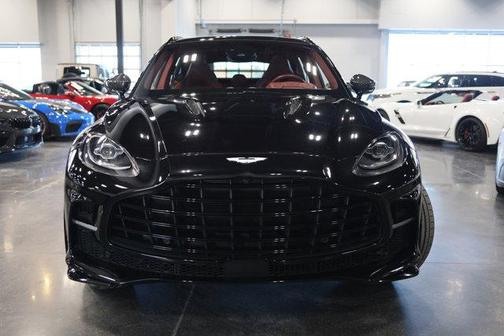 Black 2023 Aston Martin DBX 707