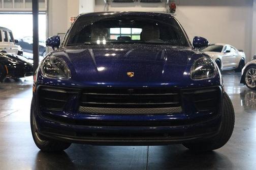 2022 Porsche Macan Base