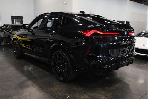Black Sapphire Metallic 2022 BMW X6 M Competition