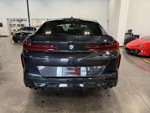 Black Sapphire Metallic 2022 BMW X6 M Competition