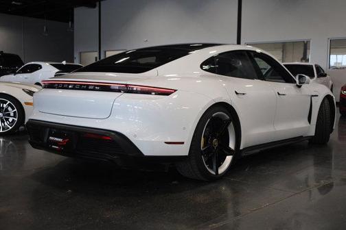 2020 Porsche Taycan Turbo S