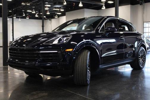 2022 Porsche Cayenne Base
