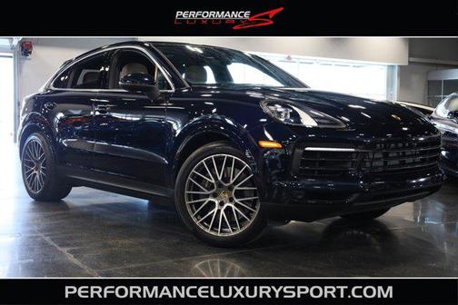 2022 Porsche Cayenne Base