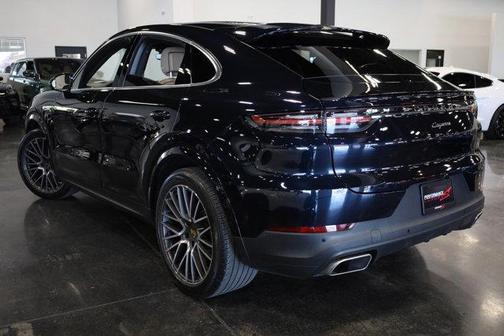 2022 Porsche Cayenne Base