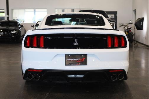 Oxford White 2016 Ford Shelby GT350 Base