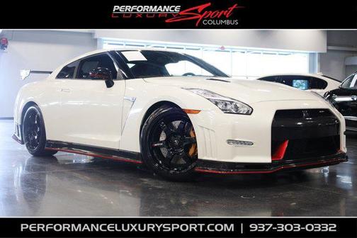 2016 Nissan GT-R Premium