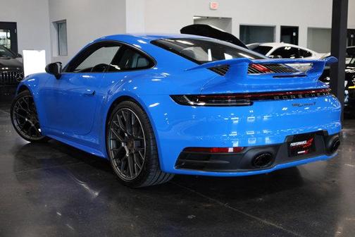 2023 Porsche 911 Carrera